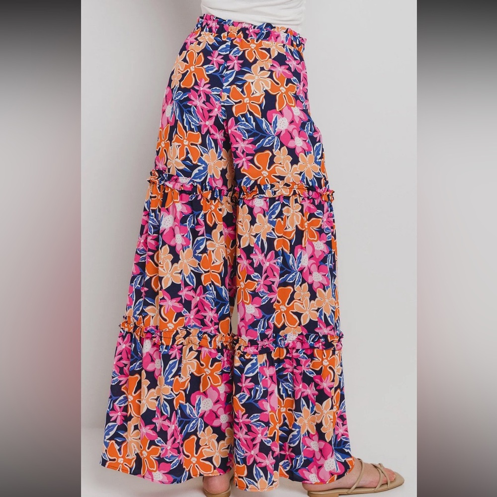 30 Floral Print Ruffled Tiered Pants - Picture 4 of 6